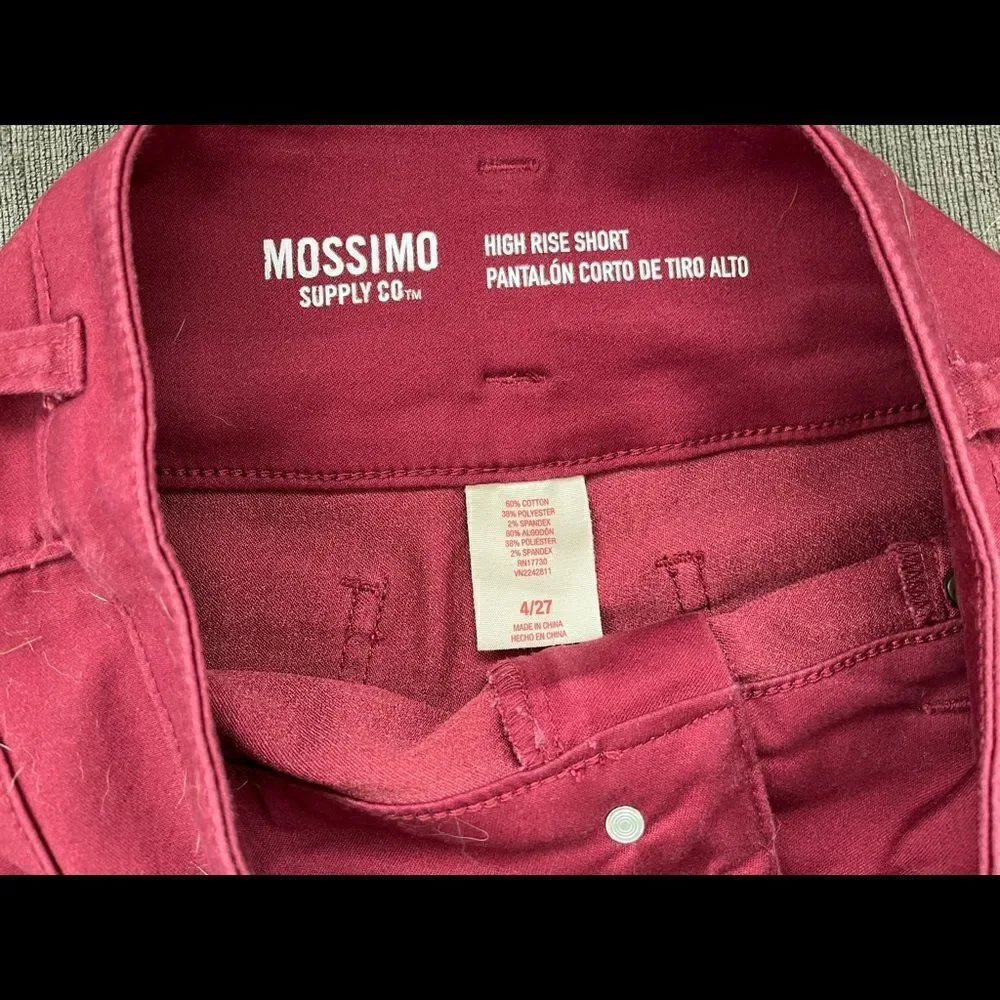 Mossimo Supply Co. high rise 3 button waist burgundy shorts, size 4/27.